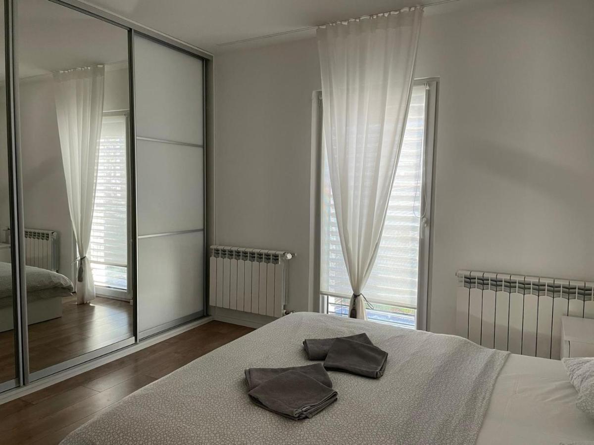 Apartman V Centre Michaloviec ミハロフツェ エクステリア 写真