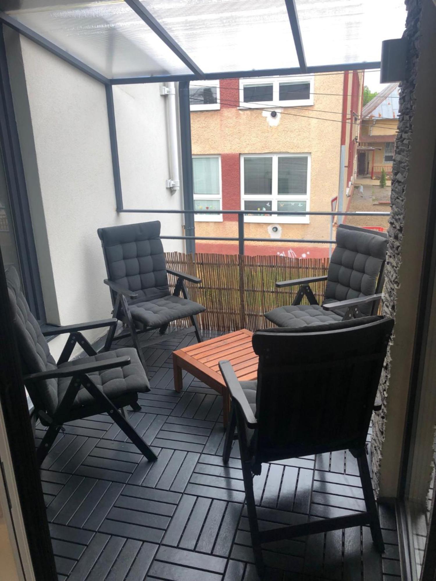 Apartman V Centre Michaloviec ミハロフツェ エクステリア 写真